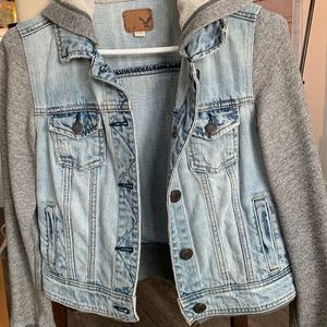 American Eagle sweater